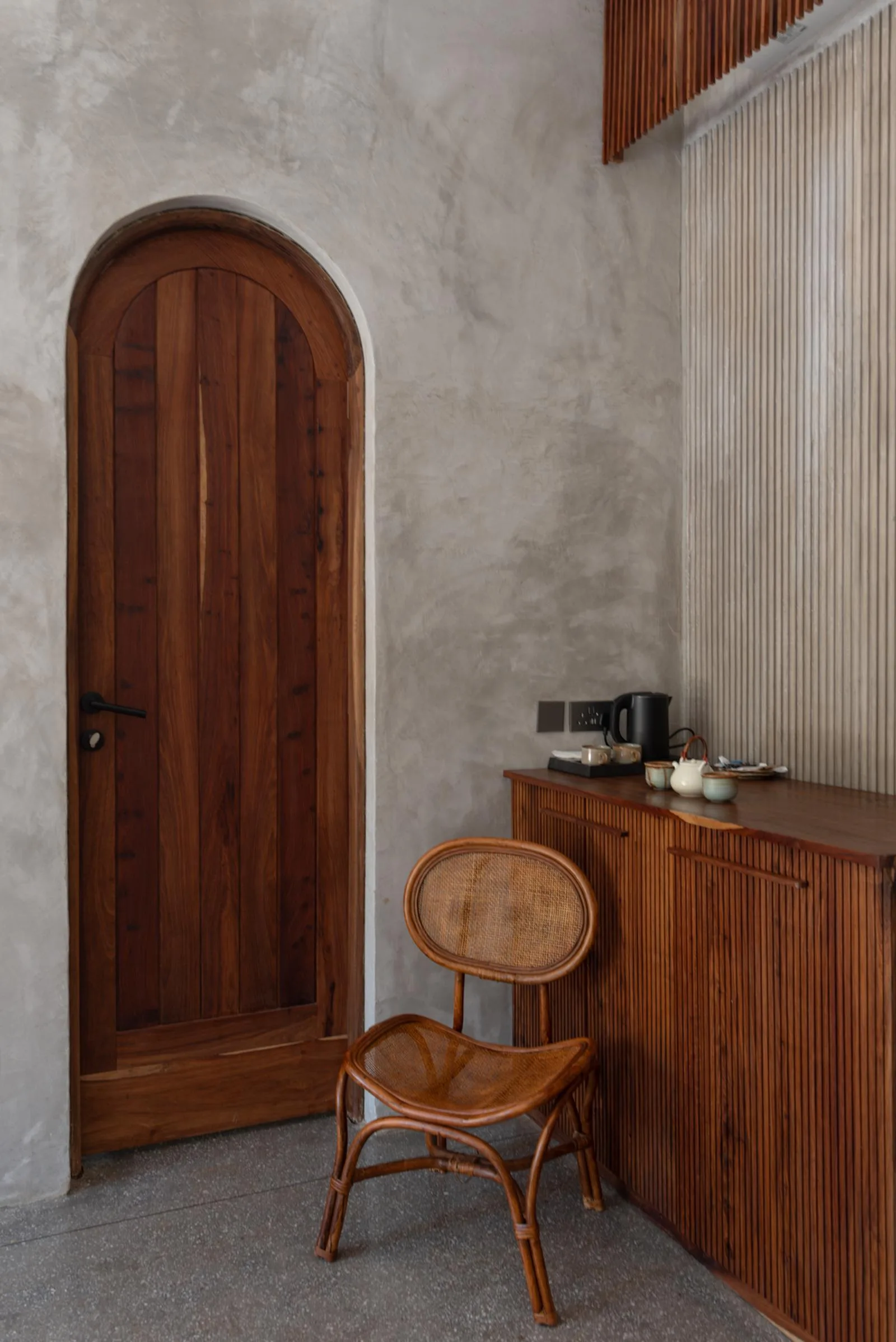 Be Zanzibar room interior with local woodwork and organic textures