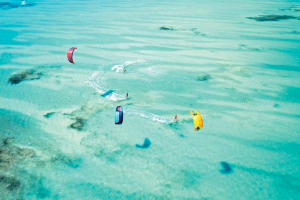 Read more about the article Kitesurfing in Jambiani: Ride the Waves of Zanzibar’s Premier Watersport Destination